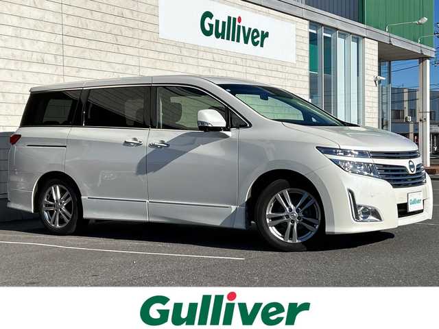 日産 エルグランド 350ハイウェイスター 茨城県 2011(平23)年 9.9万km ブリリアントホワイトパール ワンオーナー/純正HDDナビ/(地デジTV・CD・DVD・BT・ラジオ再生)/両側パワースライドドア/後席フリップダウンモニター/コーナーセンサー/ハーフレザーシート/オットマン/全方位カメラ/ETC/オートライト/HIDヘッドライト/純正18inアルミホイール/フロアマット/スマートキー/スペアキー/取扱説明書/保証書