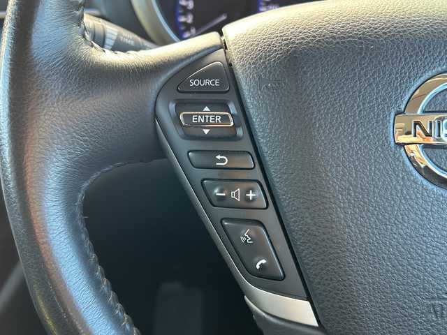 日産 エルグランド 350ハイウェイスター 茨城県 2011(平23)年 9.9万km ブリリアントホワイトパール ワンオーナー/純正HDDナビ/(地デジTV・CD・DVD・BT・ラジオ再生)/両側パワースライドドア/後席フリップダウンモニター/コーナーセンサー/ハーフレザーシート/オットマン/全方位カメラ/ETC/オートライト/HIDヘッドライト/純正18inアルミホイール/フロアマット/スマートキー/スペアキー/取扱説明書/保証書