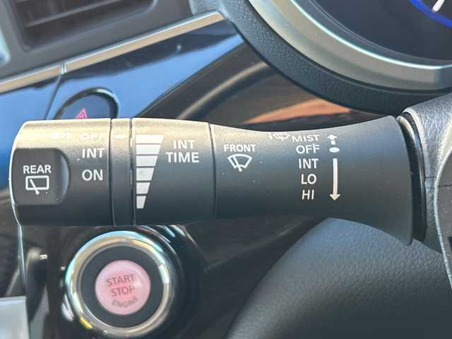 日産 エルグランド 350ハイウェイスター 茨城県 2011(平23)年 9.9万km ブリリアントホワイトパール ワンオーナー/純正HDDナビ/(地デジTV・CD・DVD・BT・ラジオ再生)/両側パワースライドドア/後席フリップダウンモニター/コーナーセンサー/ハーフレザーシート/オットマン/全方位カメラ/ETC/オートライト/HIDヘッドライト/純正18inアルミホイール/フロアマット/スマートキー/スペアキー/取扱説明書/保証書