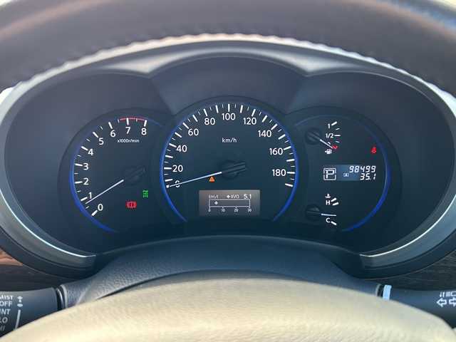 日産 エルグランド 350ハイウェイスター 茨城県 2011(平23)年 9.9万km ブリリアントホワイトパール ワンオーナー/純正HDDナビ/(地デジTV・CD・DVD・BT・ラジオ再生)/両側パワースライドドア/後席フリップダウンモニター/コーナーセンサー/ハーフレザーシート/オットマン/全方位カメラ/ETC/オートライト/HIDヘッドライト/純正18inアルミホイール/フロアマット/スマートキー/スペアキー/取扱説明書/保証書