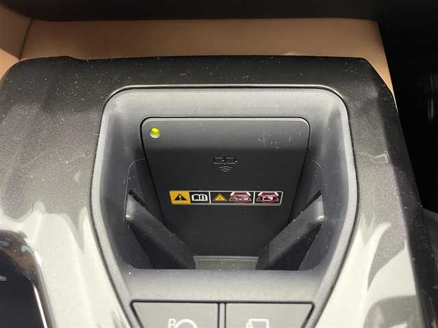 トヨタ クラウン スポーツ Z 鹿児島県 2024(令6)年 1万km プレシャスホワイトパール パノラマルーフ/純正12.3インチディスプレイオーディオPlus/フルセグ/BT/AppleCarPlay/AndroidAuto/パノラミックビューモニター/トヨタセーフティセンス/トヨタチームメイト/本革シート/前席シートヒーター&シートベンチレーション/前席パワーシート/運転席シートメモリ/前後ドライブレコーダー/ETC2.0/保証書