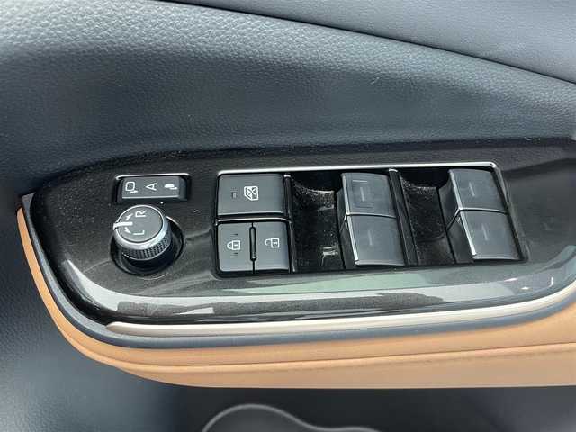 トヨタ クラウン スポーツ Z 鹿児島県 2024(令6)年 1万km プレシャスホワイトパール パノラマルーフ/純正12.3インチディスプレイオーディオPlus/フルセグ/BT/AppleCarPlay/AndroidAuto/パノラミックビューモニター/トヨタセーフティセンス/トヨタチームメイト/本革シート/前席シートヒーター&シートベンチレーション/前席パワーシート/運転席シートメモリ/前後ドライブレコーダー/ETC2.0/保証書