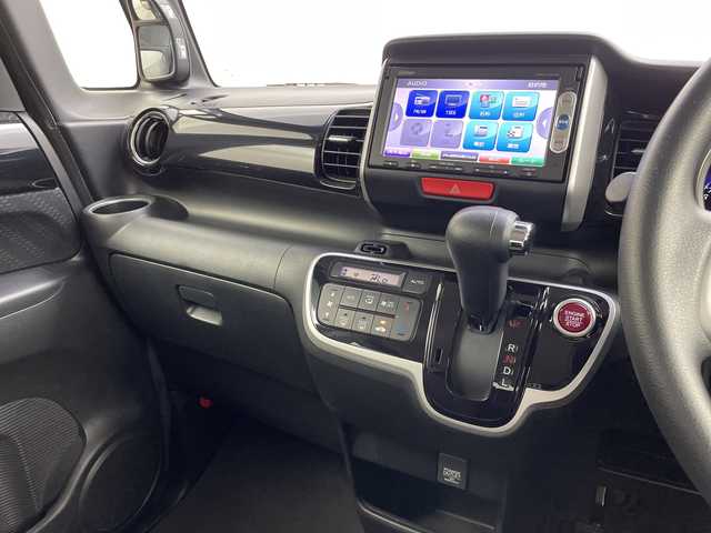 ホンダ Ｎ ＢＯＸ カスタム SSパッケージ 新潟県 2014(平26)年 8.3万km プレミアムゴールドパープルパール 純正メモリナビ【VXM-145VSi】/　Bluetooth/ワンセグTV/CD/DVD/USB/CTBA(シティブレーキアクティブシステム)/両側パワースライドドア/バックモニター/ETC/アイドリングストップ/横滑り防止装置/オートライト/レザー調シートカバー/ステアリングスイッチ/禁煙車