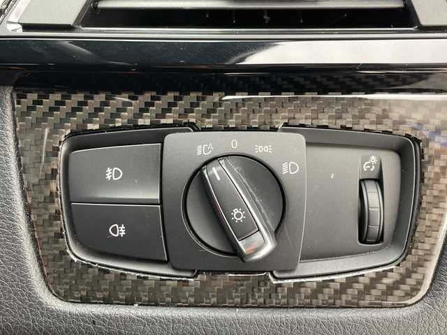 ＢＭＷ ３２０ｄ ツーリング Mスポーツ 愛知県 2013(平25)年 8.9万km 白 エアロパーツ/社外グリル/純正９型ナビ　/クルーズコントロール　/電動リヤゲート　/パワーシート　/コーナーセンサー　/純正ＡＷ　/ルーフレール　/パドルシフト　/インテリジェントミラー　/レーンキープ　/前後ドラレコ