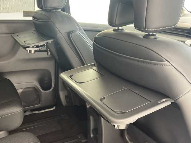 日産 セレナ ハイウェイスター V 沖縄県 2023(令5)年 1.3万km パールⅡ 純正ナビ/（フルセグTV Bluetooth USB HDMI　）/全方位カメラ/純正フリップダウンモニター/前後ドライブレコーダー/ETC/前後コーナーセンサー/プロパイロット/両側パワースライドドア/LEDヘッドライト/シートヒーター/純正フロアマット/スペアキー１本