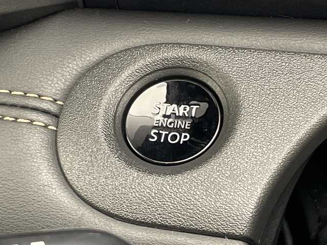 日産 セレナ ハイウェイスター V 沖縄県 2023(令5)年 1.3万km パールⅡ 純正ナビ/（フルセグTV Bluetooth USB HDMI　）/全方位カメラ/純正フリップダウンモニター/前後ドライブレコーダー/ETC/前後コーナーセンサー/プロパイロット/両側パワースライドドア/LEDヘッドライト/シートヒーター/純正フロアマット/スペアキー１本