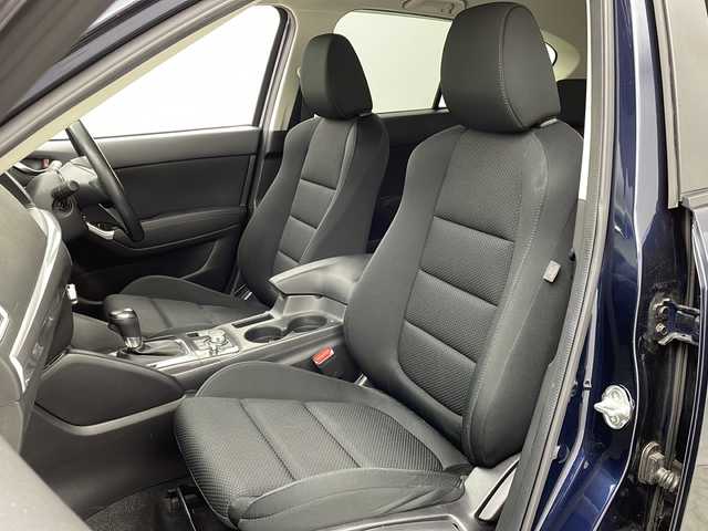 マツダ ＣＸ－５ XD プロアクティブ 大阪府 2015(平27)年 5.4万km ディープクリスタルブルーマイカ 純正SDナビ/【フルセグTV/Bluetooth/CD/DVD/USB/FM/AM】/BSM/バックカメラ/サイドカメラ/ETC/セーフティクルーズパッケージ/・スマートブレーキサポート/・レーダークルーズコントロール/・スマートシティブレーキサポート(後退時)/・誤発進抑制制御/・リアパーキングセンサー/・フロントフォグランプ/・ドライバーアテンションアラート/前後コーナーセンサー/LEDヘッドライト/オートハイビーム/オートライト/ステアリングスイッチ/オートリトラミラー/オートワイパー/純正フロアマット/純正17インチAW/