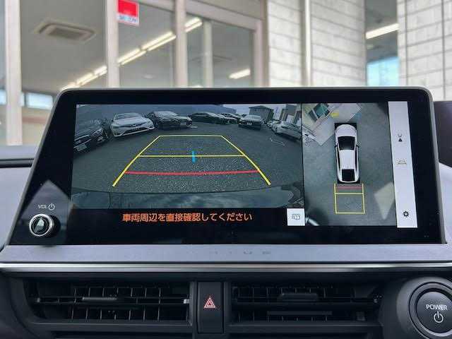 トヨタ プリウス Z 埼玉県 2023(令5)年 1.3万km アティチュードブラックマイカ 外部検査実施済み/ムーンルーフ/純正メモリナビ/ (フルセグTV/Bluetooth/USB/Miracast)/パノラミックビューモニター/ビルトインETC2.0/前後ドライブレコーダー/デジタルインナーミラー/レザーシート/D席パワーシート【メモリ機能あり】/前席シートヒーター/エアシート/パワーバックドア/ステアリングヒーター/TOYOTA Safety Sense/・レーダークルーズ コントロール/・プリクラッシュセーフティ/・レーントレーシングアシスト/・レーンディパーチャーアラート/・ロードサインアシスト/・先行車発進告知機能/・オートマチックハイビーム/ブラインドスポットモニター/プロアクティブドライビングアシスト/リアクロストラフィックアラート/リアカメラディクション/パーキングサポートブレーキ/安心降車アシスト/横滑り防止機能/スマートキー/純正19インチアルミホイール/置くだけ充電/100V電源/純正LEDヘッドライト/カーテンエアバック/スペアキー1本/保証書/取扱説明書