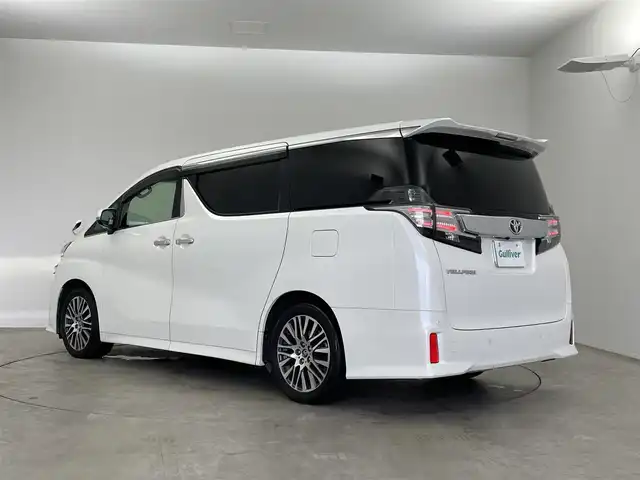 トヨタ ヴェルファイア Z Gエディション 埼玉県 2017(平29)年 6.1万km ホワイトパールクリスタルシャイン 純正10インチSDナビ　/バックカメラ　/ダブルサンルーフ　/両側パワースライドドア/レーダークルーズコントロール　/プリクラッシュセーフティ　/パワーバックドア　/パワーシート　/ステアリングヒーター　/オートブレーキホールド　/オートライト　/アイドリングストップ　/コーナーセンサー　/純正18インチアルミホイール