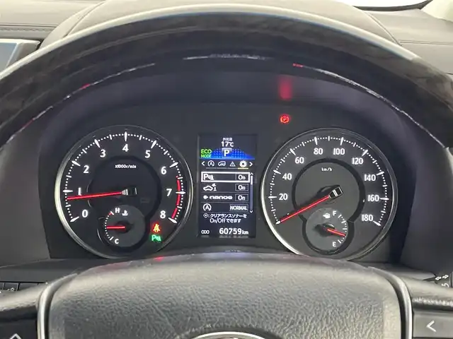 トヨタ ヴェルファイア Z Gエディション 埼玉県 2017(平29)年 6.1万km ホワイトパールクリスタルシャイン 純正10インチSDナビ　/バックカメラ　/ダブルサンルーフ　/両側パワースライドドア/レーダークルーズコントロール　/プリクラッシュセーフティ　/パワーバックドア　/パワーシート　/ステアリングヒーター　/オートブレーキホールド　/オートライト　/アイドリングストップ　/コーナーセンサー　/純正18インチアルミホイール