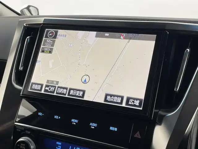 トヨタ ヴェルファイア Z Gエディション 埼玉県 2017(平29)年 6.1万km ホワイトパールクリスタルシャイン 純正10インチSDナビ　/バックカメラ　/ダブルサンルーフ　/両側パワースライドドア/レーダークルーズコントロール　/プリクラッシュセーフティ　/パワーバックドア　/パワーシート　/ステアリングヒーター　/オートブレーキホールド　/オートライト　/アイドリングストップ　/コーナーセンサー　/純正18インチアルミホイール