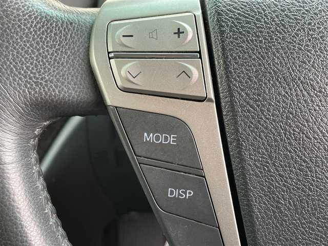 トヨタ ヴェルファイア 2．4Z Gエディション 道央・札幌 2012(平24)年 11.2万km ホワイトパールクリスタルシャイン 純正8インチナビ/フリップダウンモニター/革巻きステアリング/ステアリングスイッチ/クルーズコントロール/パワーシート/オットマン/両側パワースライドドア/パワーバックドア/バックカメラ/フォグランプ/スマートキー