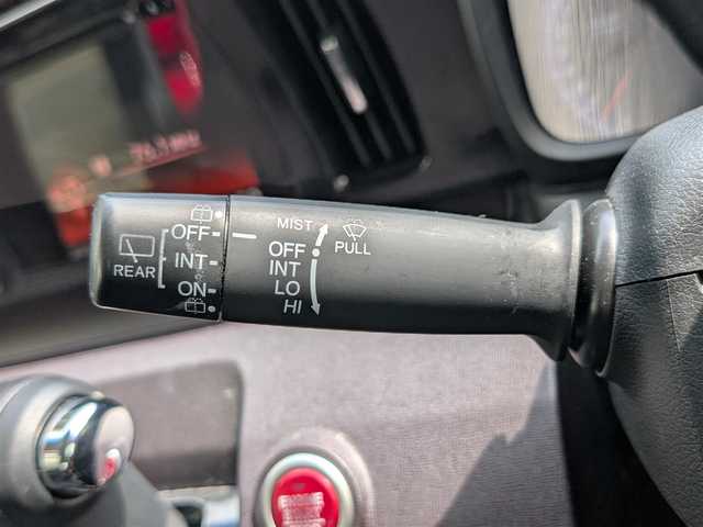ホンダ Ｎ ＯＮＥ プレミアム Lパッケージ 栃木県 2013(平25)年 11.6万km プレミアムホワイトパール (株)IDOMが運営する【じしゃロン宇都宮店】の自社ローン対象車両になります。こちらは現金またはオートローンご利用時の価格です。自社ローンご希望の方は別途その旨お申付け下さい。/禁煙車/バックカメラ/スマートキー/プッシュスタート/Ｂｌｕｅｔｏｏｔｈ接続/ＵＳＢ端子/ベンチシート/純正アルミホイール/オートライト/カーテンエアバック/スペアキー/ドアバイザー/フォグランプ
