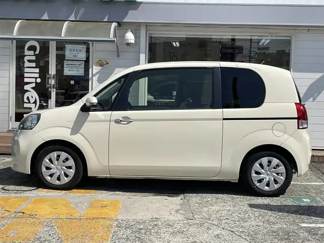 トヨタ ポルテ X 神奈川県 2013(平25)年 8.3万km クリームベージュ 純正メモリナビ/　（CD・Bluetooth）/ワンセグTV/左パワースライドドア/バックカメラ/キセノンライト/スマートキー×2/ETC/保証書