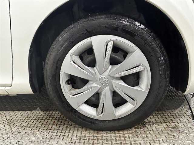 トヨタ シエンタ G 愛知県 2019(平31)年 5.6万km ホワイトパールクリスタルシャイン 純正SDナビ（NSZT-W68T)/・AM/FM/CD/DVD/Bluetooth/・フルセグテレビ/Toyota Safety Sense C/・プリクラッシュセーフティシステム/・レーンディパーチャーアラート/・オートマチックハイビーム/・先行車発進告知/全方位カメラ/両側パワースライド/ステアリングヒーター/快適温熱シート（D席＋N席）/ドライブレコーダー/ETC/オートエアコン/プッシュスタートボタン/スマートキー/純正フロアマット