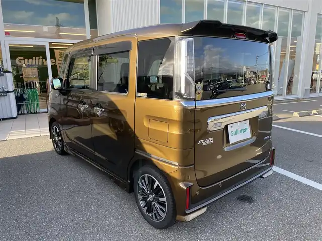 マツダ フレアワゴン カスタムスタイル ハイブリッド XT 石川県 2018(平30)年 4.7万km ブレイブカーキP 社外メモリーナビ/CD/DVD/フルセグTV/バックカメラ/ドライブレコーダー/ETC/スマートキー/プッシュスタート/電動ミラー/両側パワースライドドア/レーダーブレーキ/クルーズコントロール/コーナーセンサー/LEDヘッドライト/オートライト