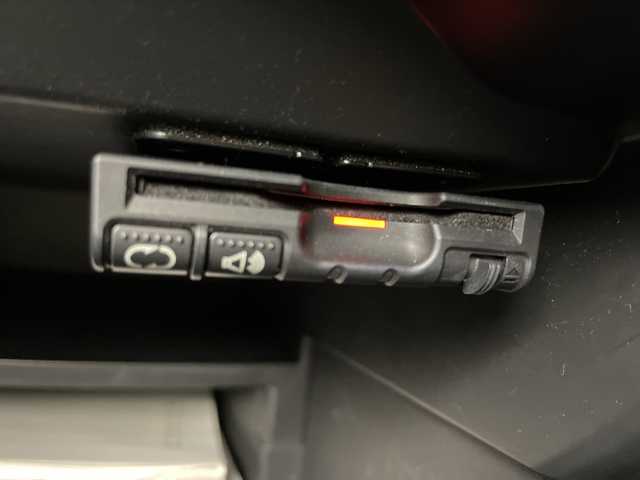 日産 ノート e－パワー X 富山県 2018(平30)年 4.9万km ガーネットレッド 社外ナビ【CN-RE03WD】/(AM/FM/CD/DVD/SD/BT)/フルセグTV/バックカメラ/衝突被害軽減ブレーキ/レーンキープアシスト/オートライト/横滑り防止装置/スマートキー×２/プッシュスタート/ETC/社外14インチAW/純正フロアマット/取扱説明書/保証書