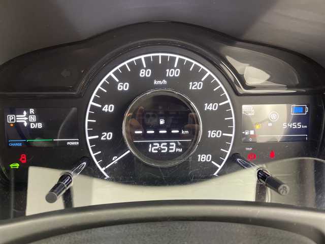 日産 ノート e－パワー X 富山県 2018(平30)年 4.9万km ガーネットレッド 社外ナビ【CN-RE03WD】/(AM/FM/CD/DVD/SD/BT)/フルセグTV/バックカメラ/衝突被害軽減ブレーキ/レーンキープアシスト/オートライト/横滑り防止装置/スマートキー×２/プッシュスタート/ETC/社外14インチAW/純正フロアマット/取扱説明書/保証書