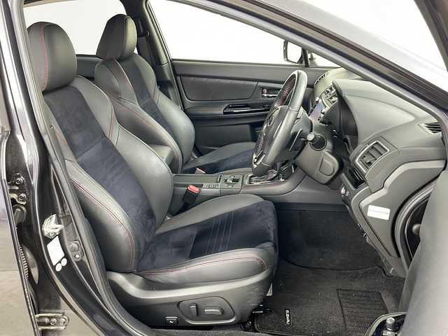 スバル ＷＲＸ Ｓ４ 2．0GT‐S アイサイト 道央・札幌 2017(平29)年 4万km ダークグレーメタリック 純正メモリナビ(CN-LR830D)/(CD/DVD/SD/BT/フルセグTV)/バックカメラ＆サイドカメラ/レーダークルーズコントロール/パドルシフト＆MTモード付AT/前席パワーシート＆シートヒーター/ハーフレザーシート/オートライト/電動格納ミラー＆ウインカーミラー/保証書＆取説