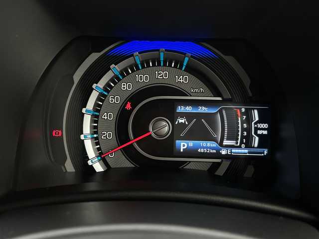 スズキ ハスラー タフワイルド 福島県 2024(令6)年 0.5万km オフブルーメタリック/ブラック 2トーン スズキセーフティサポート/車線逸脱抑制機能/車線逸脱警報機能/ふらつき警報機能/先行車発進お知らせ機能/標識認識機能/ハイビームアシスト/デュアルカメラブレーキサポート/後退時ブレーキサポート/誤発進抑制機能/後方誤発進抑制機能/アダプティブクルーズコントロール/純正ナビゲーション/【DVD/USB/BT/TV】/全方位モニター/前席シートヒーター/ステアリングリモコン/シートバックテーブル/LEDオートライト/LEDフォグランプ/純正フロアマット