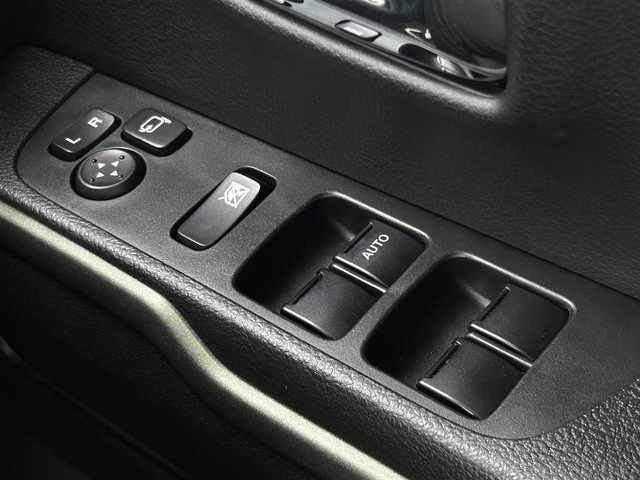 スズキ ハスラー タフワイルド 福島県 2024(令6)年 0.5万km オフブルーメタリック/ブラック 2トーン スズキセーフティサポート/車線逸脱抑制機能/車線逸脱警報機能/ふらつき警報機能/先行車発進お知らせ機能/標識認識機能/ハイビームアシスト/デュアルカメラブレーキサポート/後退時ブレーキサポート/誤発進抑制機能/後方誤発進抑制機能/アダプティブクルーズコントロール/純正ナビゲーション/【DVD/USB/BT/TV】/全方位モニター/前席シートヒーター/ステアリングリモコン/シートバックテーブル/LEDオートライト/LEDフォグランプ/純正フロアマット
