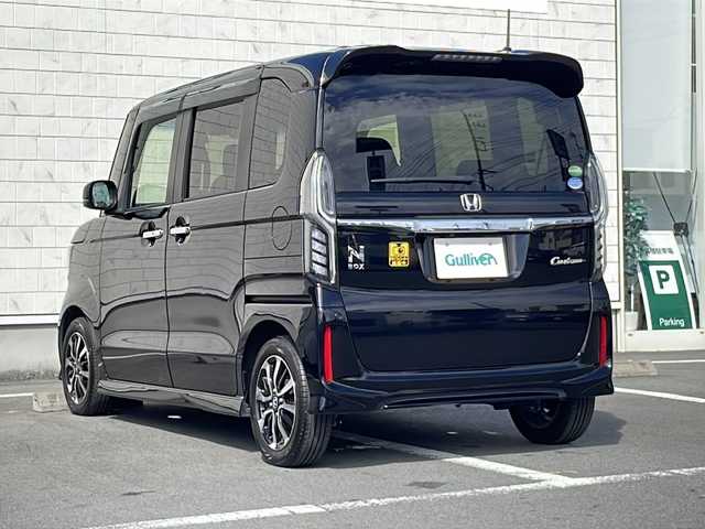 ホンダ Ｎ ＢＯＸ カスタム G L ホンダセンシング 静岡県 2020(令2)年 6.4万km クリスタルブラックパール 社外ナビ/地デジＴＶ/社外CD/DVD/Bluetooth/バックカメラ/両側パワースライドドア/ホンダセンシング/前車追従クルーズコントロール/レーンキープアシスト/シートヒーター/ビルトインETC/スマートキー/純正14インチAW