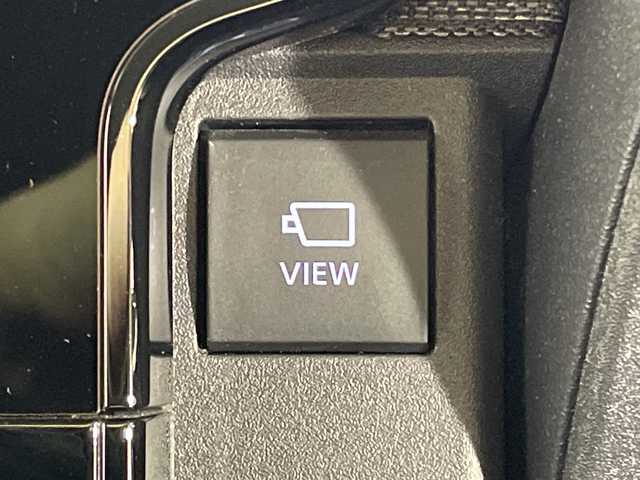 トヨタ シエンタ ハイブリッド Z 福岡県 2023(令5)年 1.6万km ホワイトパールクリスタルシャイン 禁煙車純正ディスプレイオーディオAM FM BTフルセグテレビパノラマビューモニタートヨタセーフティセンス両側パワースライドドアシートヒーター（D/N)革巻きステアリングステアリングスイッチステアリングヒーターLEDヘッドライトオートライトETC2.0スマートキープッシュスタートエンジン