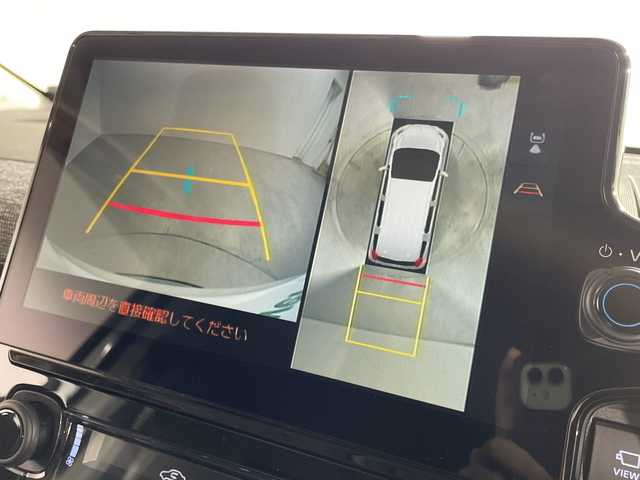 トヨタ シエンタ ハイブリッド Z 福岡県 2023(令5)年 1.6万km ホワイトパールクリスタルシャイン 禁煙車純正ディスプレイオーディオAM FM BTフルセグテレビパノラマビューモニタートヨタセーフティセンス両側パワースライドドアシートヒーター（D/N)革巻きステアリングステアリングスイッチステアリングヒーターLEDヘッドライトオートライトETC2.0スマートキープッシュスタートエンジン