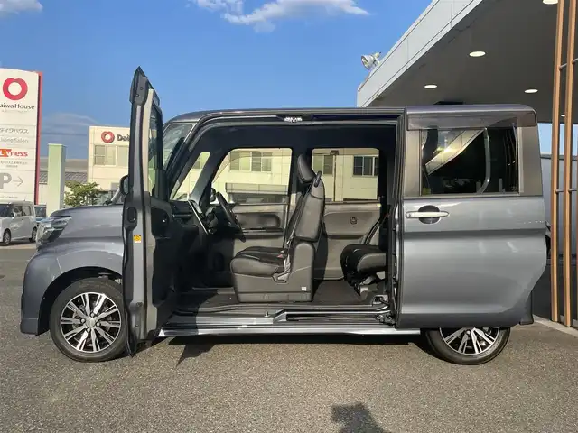 ダイハツ タント カスタム X トップED SA Ⅲ 鳥取県 2017(平29)年 9.2万km メテオライトグレーイリュージョナルP (株)IDOMが運営する【じしゃロン鳥取店】の自社ローン専用車両になります。こちらは現金またはオートローンご利用時の価格です。自社ローンご希望の方は別途その旨お申付け下さい/スマートキー/プッシュスタート/純正ナビ（NMZK-W67D）/・フルセグTV/BT/CD/DVD/バックカメラ/スマートアシスト3/衝突被害軽減ブレーキ/オートマチックハイビーム/誤発進抑制制御/片側パワースライドドア/LEDオートライト/純正フォグライト/ETC/純正ドラレコ