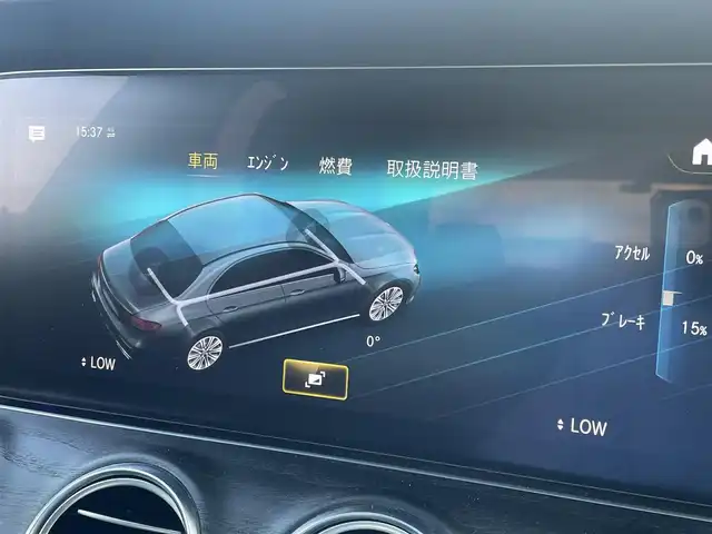 メルセデス・ベンツ Ｍ・ベンツ Ｅ２００ スポーツ 東京都 2023(令5)年 3.9万km ダイヤモンドホワイト パノラミックスライディングルーフ/エクスクルーシブパッケージ/純正ナビ、フルセグTV/純正OP前後ドラレコ/黒レザーシート/シートヒーター/ブルメスターサウンドシステム/360°カメラ/ACC/BSM/LKA/パドルシフト/インテリアパッケージ/HUD