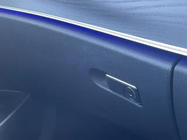 メルセデス・ベンツ Ｍ・ベンツ Ｅ２００ スポーツ 東京都 2023(令5)年 3.9万km ダイヤモンドホワイト パノラミックスライディングルーフ/エクスクルーシブパッケージ/純正ナビ、フルセグTV/純正OP前後ドラレコ/黒レザーシート/シートヒーター/ブルメスターサウンドシステム/360°カメラ/ACC/BSM/LKA/パドルシフト/インテリアパッケージ/HUD