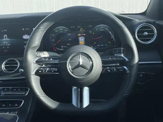メルセデス・ベンツ Ｍ・ベンツ Ｅ２００ スポーツ 東京都 2023(令5)年 3.9万km ダイヤモンドホワイト パノラミックスライディングルーフ/エクスクルーシブパッケージ/純正ナビ、フルセグTV/純正OP前後ドラレコ/黒レザーシート/シートヒーター/ブルメスターサウンドシステム/360°カメラ/ACC/BSM/LKA/パドルシフト/インテリアパッケージ/HUD