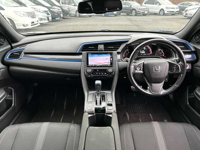 ホンダ シビック ハッチバック 茨城県 2017(平29)年 9万km ブリリアントスポーティブルーメタリック2トーン フルスポイラー/純正メモリナビ【VXM-185VFi】/シートヒーター/ドライブレコーダー/ETC/バックカメラ/オートライト/LEDヘッドライト/純正18inアルミホイール/純正フロアマット/スマートキー/スペアキー/取扱説明書/保証書