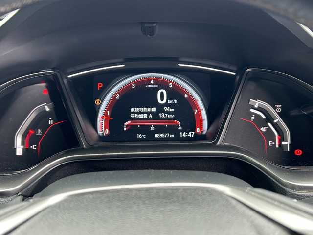 ホンダ シビック ハッチバック 茨城県 2017(平29)年 9万km ブリリアントスポーティブルーメタリック2トーン フルスポイラー/純正メモリナビ【VXM-185VFi】/シートヒーター/ドライブレコーダー/ETC/バックカメラ/オートライト/LEDヘッドライト/純正18inアルミホイール/純正フロアマット/スマートキー/スペアキー/取扱説明書/保証書