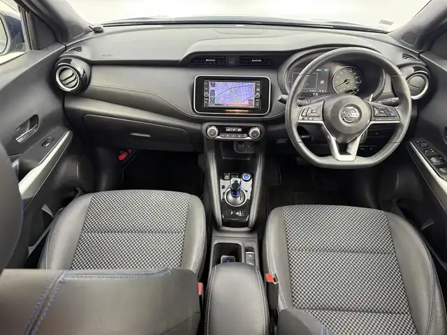 日産 キックス X 愛知県 2020(令2)年 3.8万km ダークブルー プロパイロット/衝突軽減ブレーキ/アラウンドビューモニター/純正SDナビ/　ーBT/フルセグTV/CD/ETC/LEDヘッドライト/ハーフレザーシート/純正17インチAW