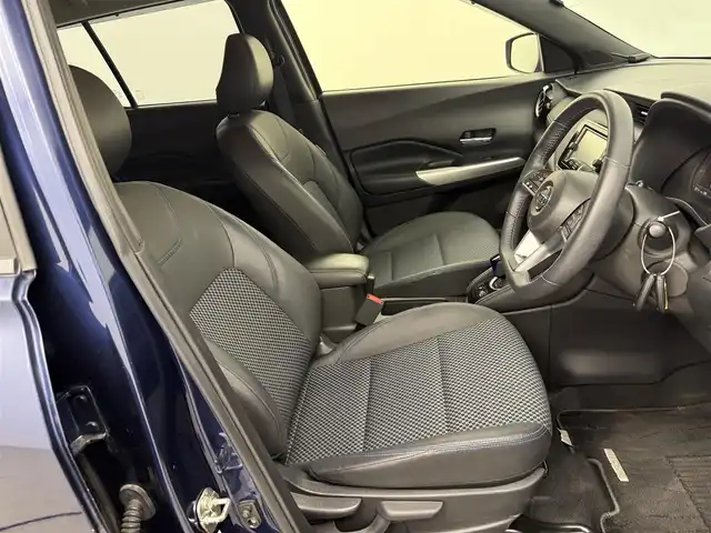 日産 キックス X 愛知県 2020(令2)年 3.8万km ダークブルー プロパイロット/衝突軽減ブレーキ/アラウンドビューモニター/純正SDナビ/　ーBT/フルセグTV/CD/ETC/LEDヘッドライト/ハーフレザーシート/純正17インチAW