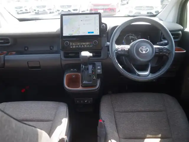 トヨタ シエンタ Z 千葉県 2022(令4)年 2.4万km ベージュ 185/65R15/ワンオーナー/Toyota Safety Sense/・プリクラッシュセーフティ/・レーンディパーチャーアラート/・オートハイビーム/・レーダークルーズコントロール/・ブラインドスポットモニター/両側パワースライドドア/天井サーキュレーター/純正コネクティッドナビ/地デジTV/【Bluetooth接続】/パノラミックビューモニター/ドライブレコーダー/革巻きステアリング/ステアリングヒーター/ステアリングスイッチ/ETC（2.0）/LEDヘッドライト/ウインカーミラー/クリアランスソナー/純正15インチアルミホイル/サイド/カーテンエアバッグ/スマートキー