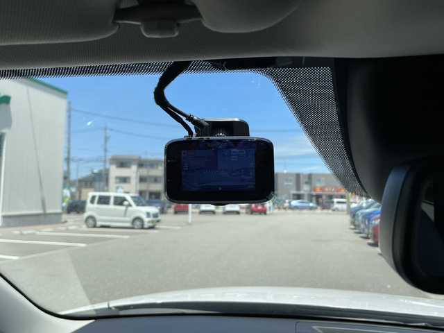 マツダ ＣＸ－５ 25S Lパッケージ 石川県 2018(平30)年 4万km パール 〇純正ナビ/フルセグTV/BT/DVD/CD/USB/FM/AM/〇全方位カメラ/〇前後ドラレコ/〇ヘッドアップディスプレイ/〇レーダークルーズ/〇前後コーナーセンサー/〇レザーシート/〇前席パワーシート/〇前席シートヒーター/〇ステアリングヒーター/〇パワーバックドア/〇LEDライト/〇純正19インチAW