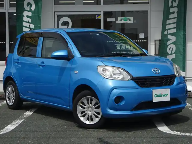 トヨタ パッソ X Lパッケージ S 静岡県 2016(平28)年 5.1万km ファインブルーマイカメタリック 禁煙車/スマートアシストII/・衝突回避支援ブレーキ機能/・衝突警報機能/・車線逸脱警報機能/・誤発進抑制制御機能/・先行車発進お知らせ機能/純正SDナビ　NSCP-W64/(CD/SD/AUX/AM/FM/フルセグTV）/純正フロアマット・ドアバイザー/ユピテル前方ドライブレコーダー/後方コーナーセンサー/プッシュスタート・スマートキー/ETC/スペアキー/保証書・取扱説明書