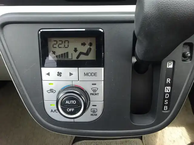 トヨタ パッソ X Lパッケージ S 静岡県 2016(平28)年 5.1万km ファインブルーマイカメタリック 禁煙車/スマートアシストII/・衝突回避支援ブレーキ機能/・衝突警報機能/・車線逸脱警報機能/・誤発進抑制制御機能/・先行車発進お知らせ機能/純正SDナビ　NSCP-W64/(CD/SD/AUX/AM/FM/フルセグTV）/純正フロアマット・ドアバイザー/ユピテル前方ドライブレコーダー/後方コーナーセンサー/プッシュスタート・スマートキー/ETC/スペアキー/保証書・取扱説明書