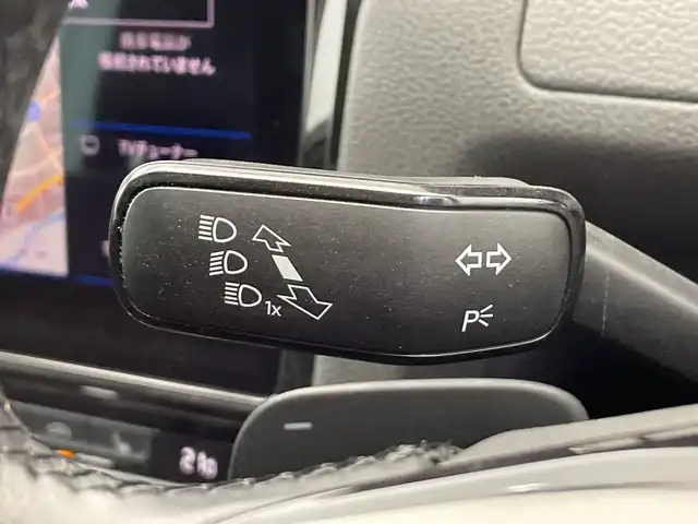 フォルクスワーゲン ゴルフ TSI ハイライン マイスター 栃木県 2019(令1)年 4.6万km オリックスホワイトパールエフェクト ワンオーナー/純正ナビ/(Bluetooth・CD・DVD・AppleCarPlay・AndroidAuto・USB・SD)/バックカメラ/衝突軽減ブレーキ/レーンキープアシスト/ブラインドスポットモニター/前後コーナーセンサー/オートクルーズコントロール/前方ドライブレコーダー/本革シート/シートヒーター/パーキングアシスト/オートブレーキホールド/LEDライト/オートライト/フロントフォグランプ/取扱説明書/保証書