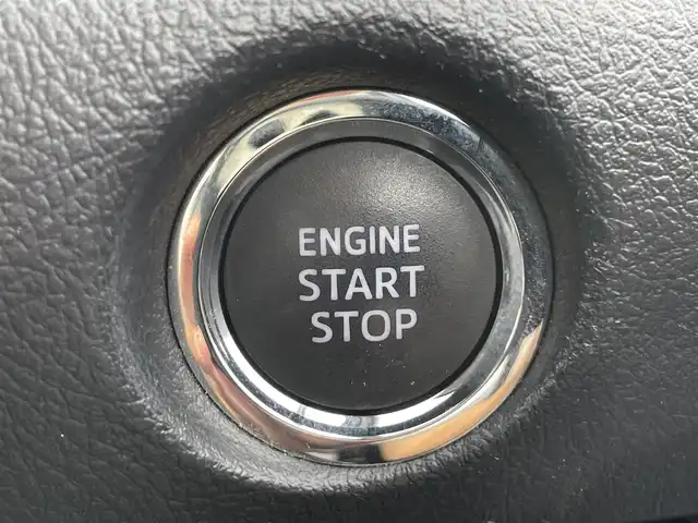 トヨタ シエンタ G クエロ 茨城県 2018(平30)年 4.6万km クールボルドーガラスフレーク 純正ナビ/【AM・FM・DISC・TV・SD・BT】/シートヒーター/両側パワスラ/ETC/Bカメラ/アイドリングストップ/前方ドラレコ/ステリモ/オートライト/オートハイビーム/LEDライト/Fフォグ/純正フロアマット/純正ホイールカバー/横滑り防止装置/レーンキープアシスト/衝突被害軽減システム
