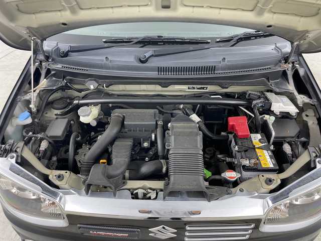 スズキ アルト ワークス 愛知県 2015(平27)年 2.4万km ブルーイッシュブラックパール3 5速MT/純正RECAROシート/KENWOOD製カーオーディオ/・Spotify対応/・Bluetooth/iPod/USB/CD/ステアリングスイッチ/IC付ターボ/純正アルミホイール/キセノンヘッドライト/オートライト/フォグランプ/ETC/オートエアコン/パワーウィンドウ/電動格納ミラー/衝突安全ボディ/盗難防止システム/プッシュスタート/スペアキー1本