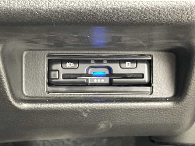 スズキ アルト ワークス 愛知県 2015(平27)年 2.4万km ブルーイッシュブラックパール3 5速MT/純正RECAROシート/KENWOOD製カーオーディオ/・Spotify対応/・Bluetooth/iPod/USB/CD/ステアリングスイッチ/IC付ターボ/純正アルミホイール/キセノンヘッドライト/オートライト/フォグランプ/ETC/オートエアコン/パワーウィンドウ/電動格納ミラー/衝突安全ボディ/盗難防止システム/プッシュスタート/スペアキー1本