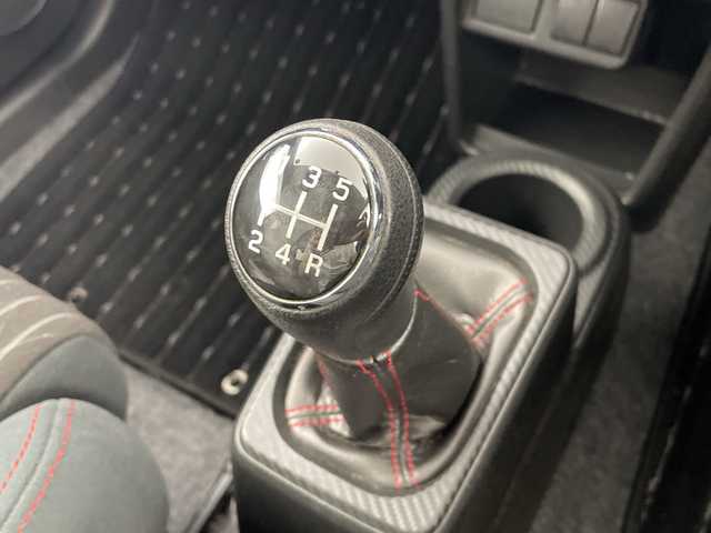 スズキ アルト ワークス 愛知県 2015(平27)年 2.4万km ブルーイッシュブラックパール3 5速MT/純正RECAROシート/KENWOOD製カーオーディオ/・Spotify対応/・Bluetooth/iPod/USB/CD/ステアリングスイッチ/IC付ターボ/純正アルミホイール/キセノンヘッドライト/オートライト/フォグランプ/ETC/オートエアコン/パワーウィンドウ/電動格納ミラー/衝突安全ボディ/盗難防止システム/プッシュスタート/スペアキー1本