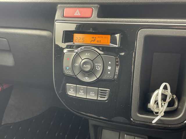 スズキ アルト ワークス 愛知県 2015(平27)年 2.4万km ブルーイッシュブラックパール3 5速MT/純正RECAROシート/KENWOOD製カーオーディオ/・Spotify対応/・Bluetooth/iPod/USB/CD/ステアリングスイッチ/IC付ターボ/純正アルミホイール/キセノンヘッドライト/オートライト/フォグランプ/ETC/オートエアコン/パワーウィンドウ/電動格納ミラー/衝突安全ボディ/盗難防止システム/プッシュスタート/スペアキー1本