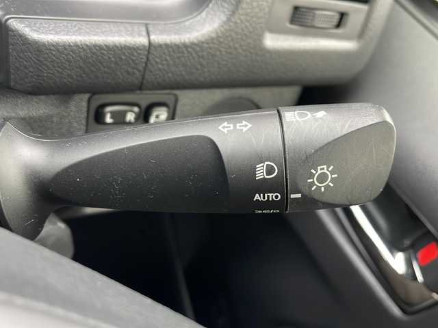 トヨタ ハイエース グランドキャビン 東京都 2020(令2)年 1.6万km ホワイトパールクリスタルシャイン 純正メモリナビ/CD/BT/ワンセグテレビ/バックカメラ/ドアバイザー/ETC/純正フロアマット