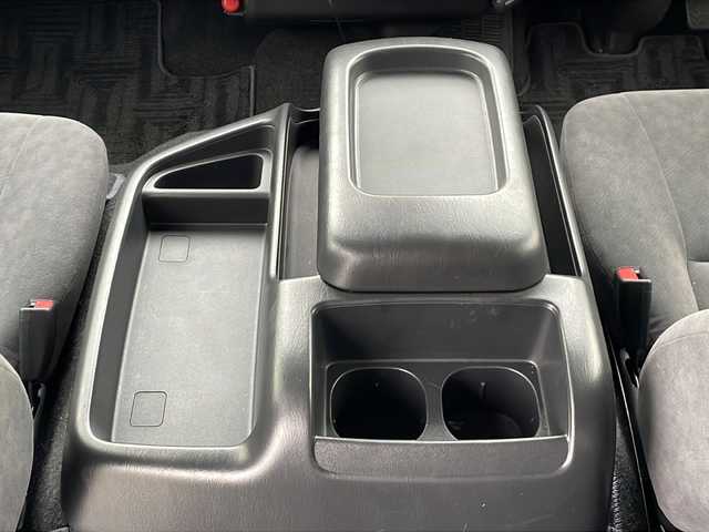 トヨタ ハイエース グランドキャビン 東京都 2020(令2)年 1.6万km ホワイトパールクリスタルシャイン 純正メモリナビ/CD/BT/ワンセグテレビ/バックカメラ/ドアバイザー/ETC/純正フロアマット