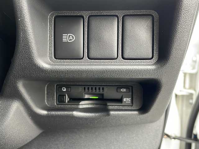 トヨタ ハイエース グランドキャビン 東京都 2020(令2)年 1.6万km ホワイトパールクリスタルシャイン 純正メモリナビ/CD/BT/ワンセグテレビ/バックカメラ/ドアバイザー/ETC/純正フロアマット