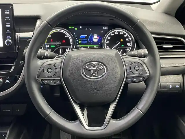 トヨタ カムリ WSレザーパッケージ 鹿児島県 2021(令3)年 1.5万km アティチュードブラックマイカ/プラチナホワイトパールマイカ 禁煙車/ナビ付ディスプレイオーディオ/（Bluetooth.フルセグTV）/バックカメラ/GRエアロ(フロント、リア、サイド)/トヨタセーフティセンス/・衝突被害軽減ブレーキ/・レーントレーシングアシスト/・レーダークルーズコントロール/・オートマチックハイビーム/・ロードサインアシスト/ブラインドスポットモニター/ヘッドアップディスプレイ/ドアバイザー/電動パーキング/オートホールド/電格ミラー/本革レザーシート/シートヒーター/ドラレコ前後/パワーシート(DN席)